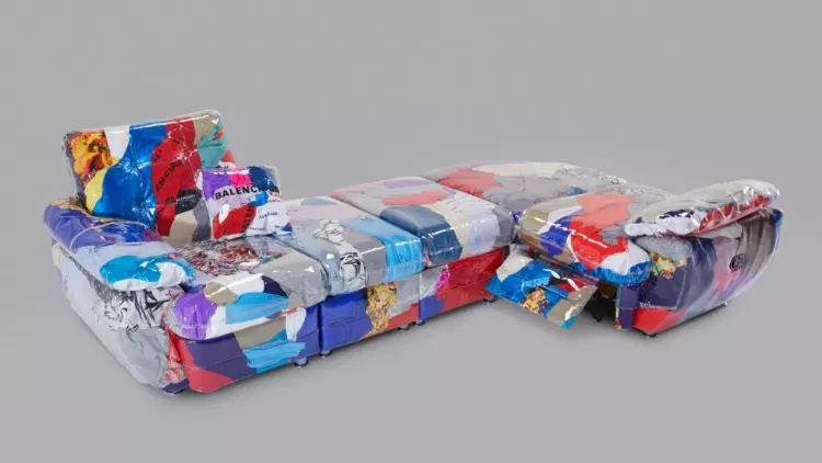 Nike、Balenciaga 争相合作！视觉设计对现在的潮流界究竟多重要？